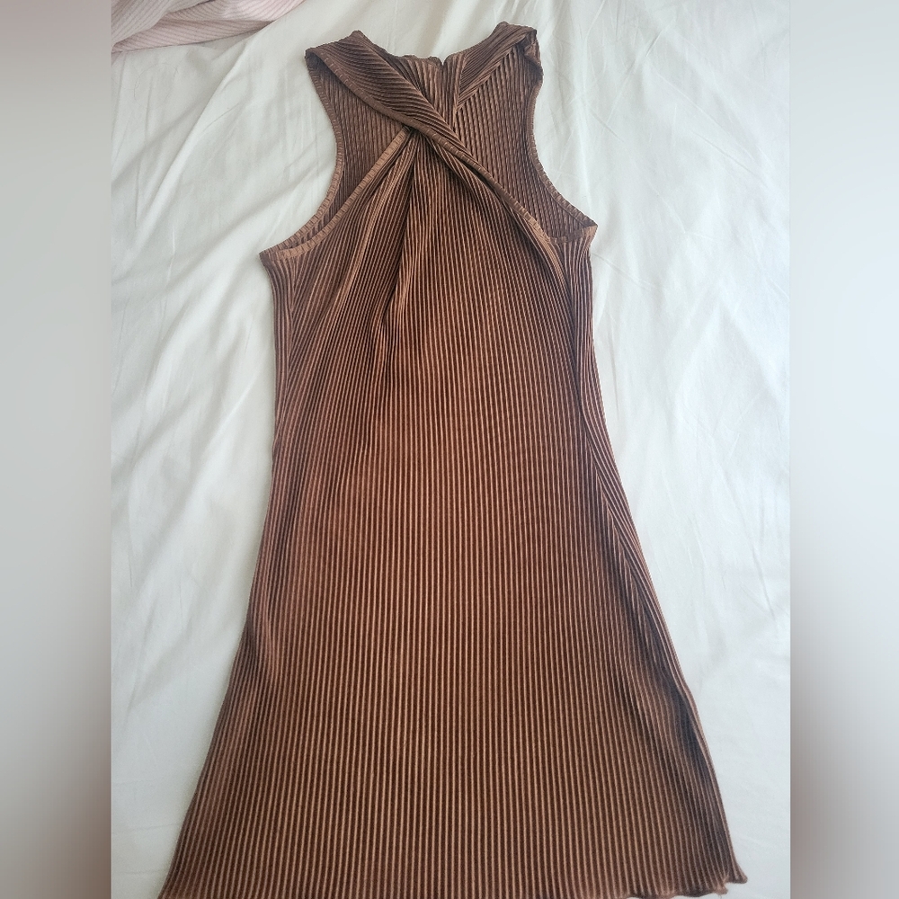 Criss Cross Halter Neck Elegant Brown Plaeated Dress